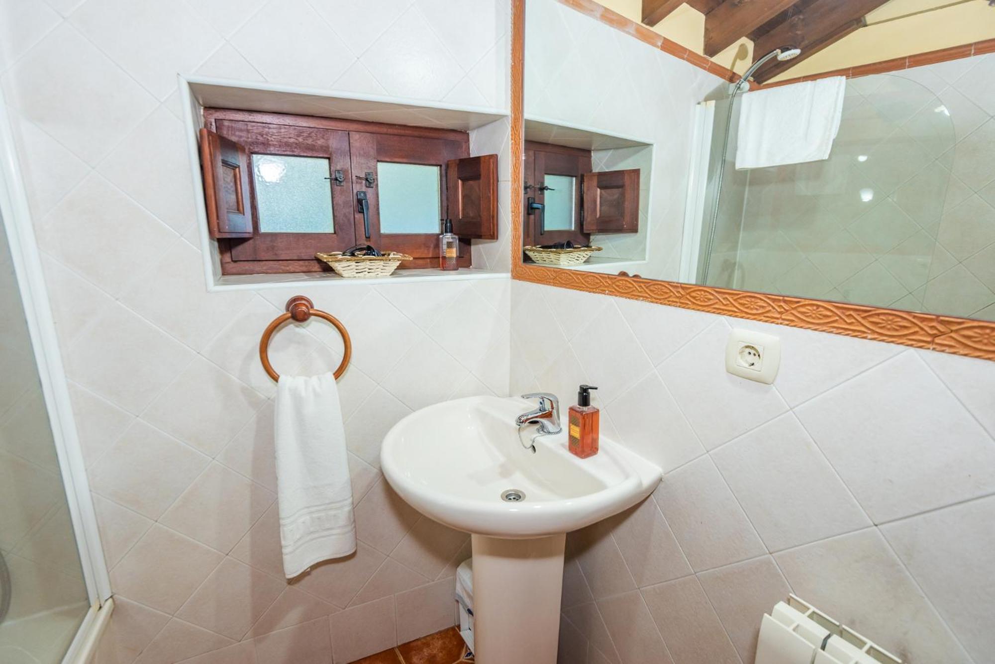 Casa De Ligueria Guest House Rozapanera Bagian luar foto